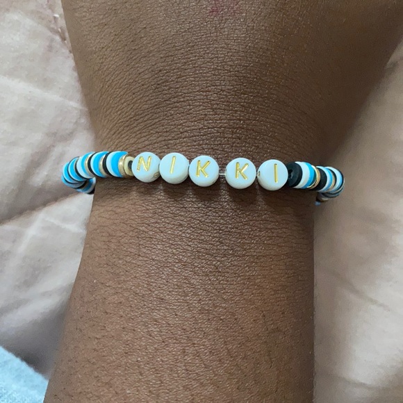 black white and blue bracelet - Picture 1 of 4